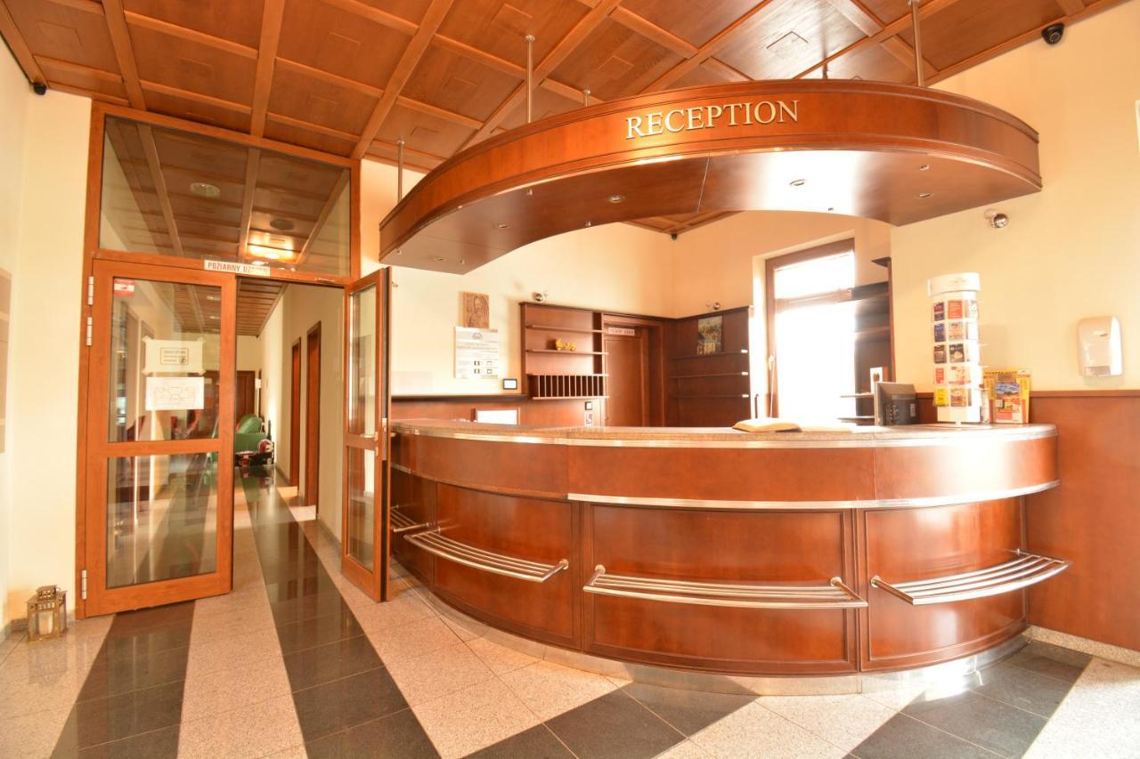 Hotel Hradna Brana Bratislava Buitenkant foto