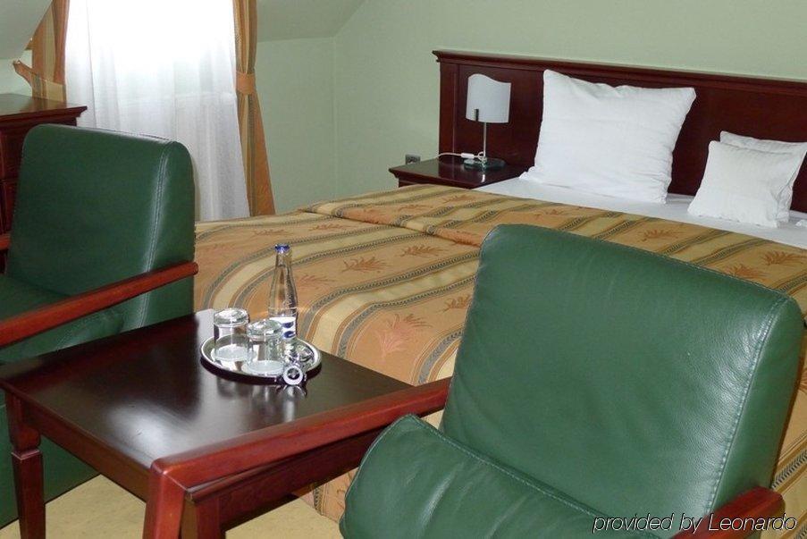 Hotel Hradna Brana Bratislava Kamer foto